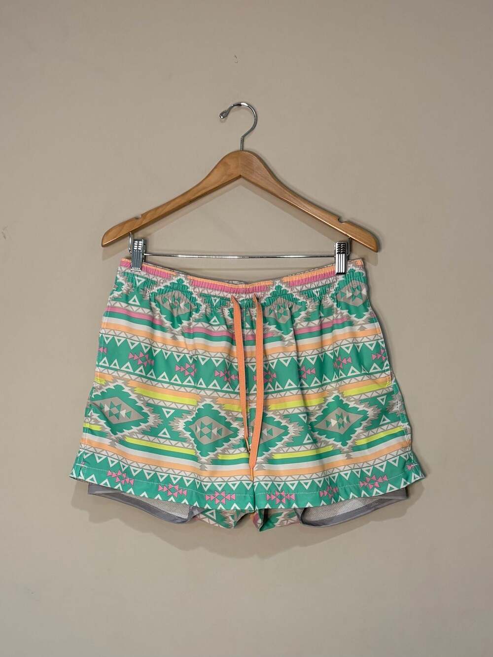 Chubbies 'The En Fuegos' 4-inch Inseam Geometric Print Swim Trunks